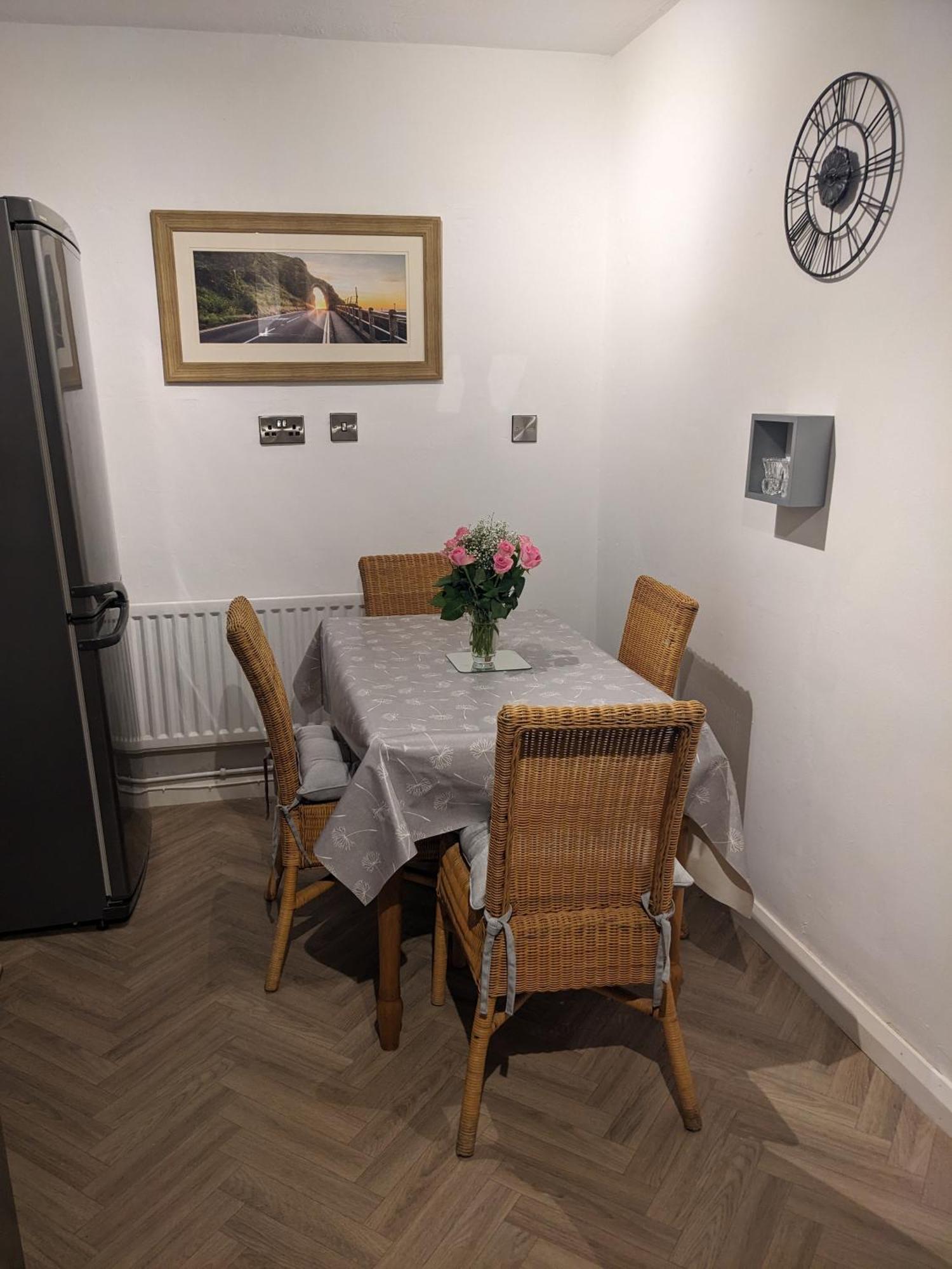 Cosy Cottage With Sea & Mountain Views Carnlough Zewnętrze zdjęcie